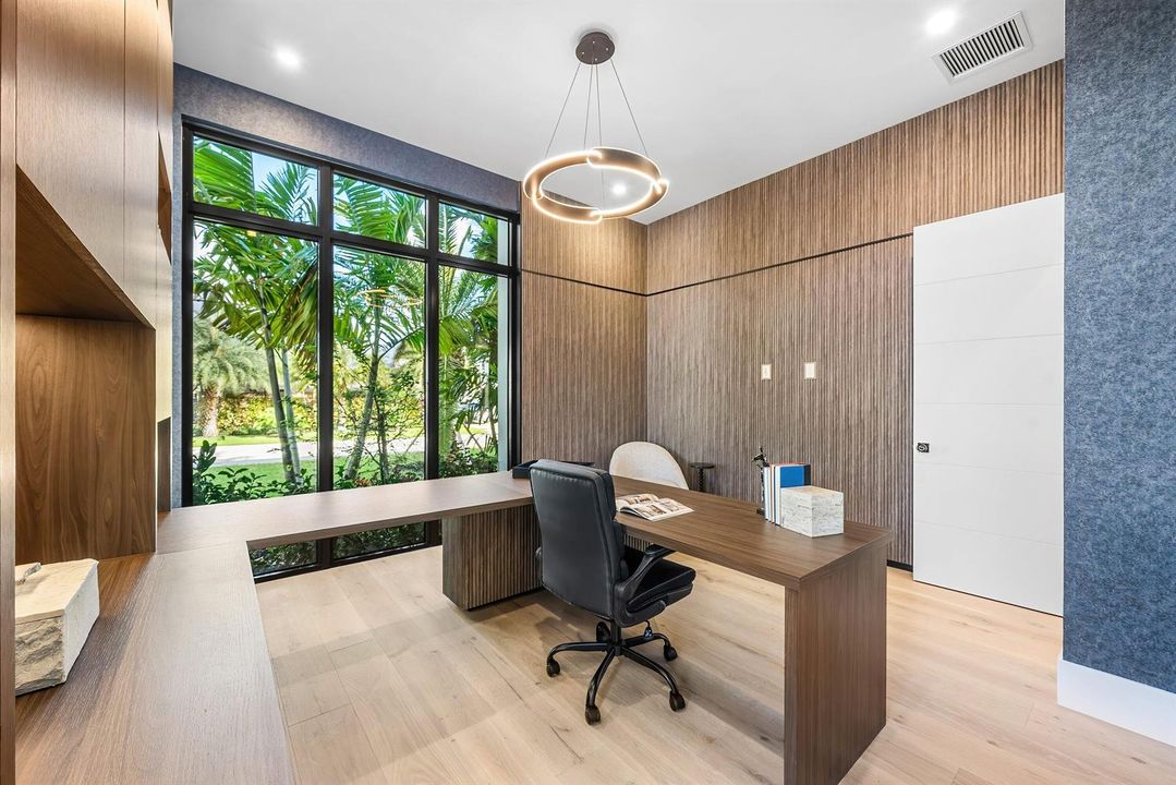 050-728EnfieldStreet-BocaRaton-FL-33487-