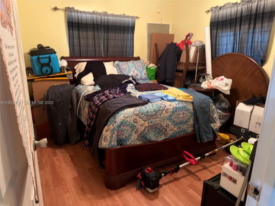 待售: $680,000 (3 贝兹, 2 浴室, 1359 平方英尺)