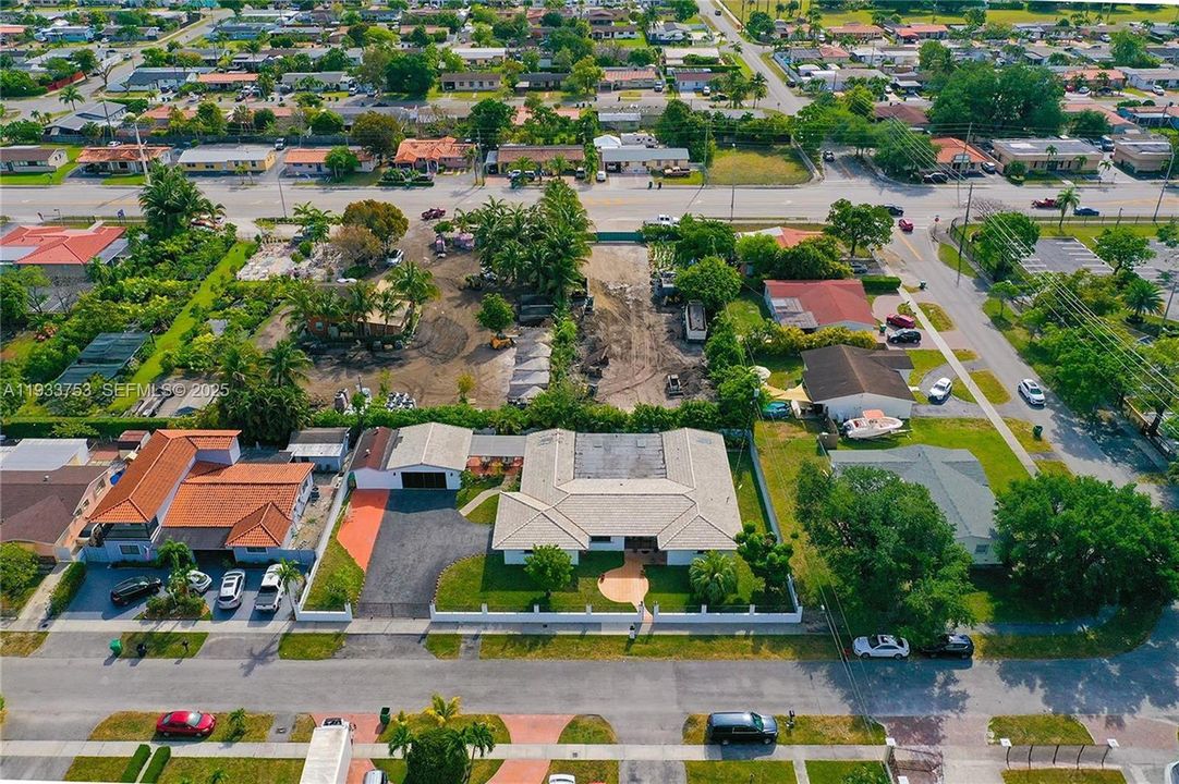 For Sale: $1,100,000 (7 beds, 3 baths, 3276 Square Feet)