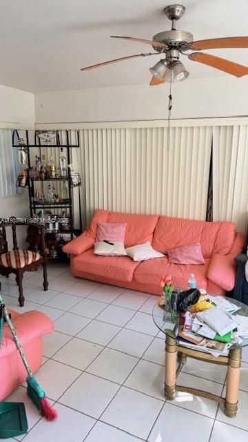 待售: $720,000 (2 贝兹, 2 浴室, 1817 平方英尺)