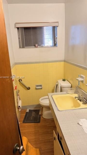 待售: $720,000 (2 贝兹, 2 浴室, 1817 平方英尺)