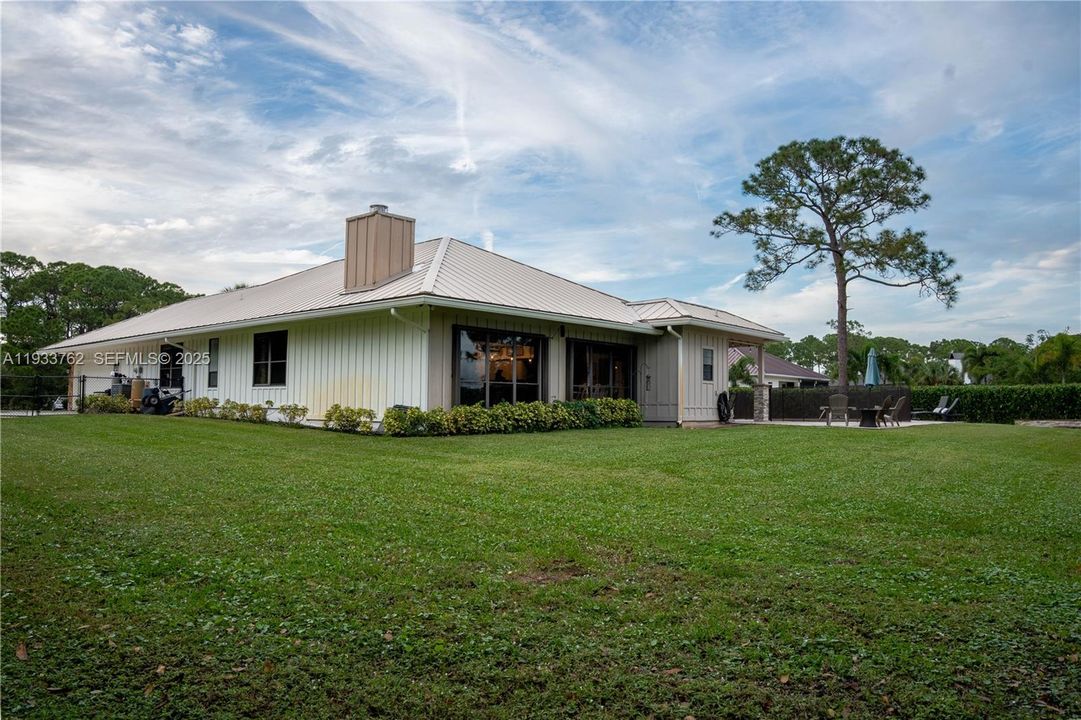 For Sale: $1,490,000 (4 beds, 4 baths, 3230 Square Feet)