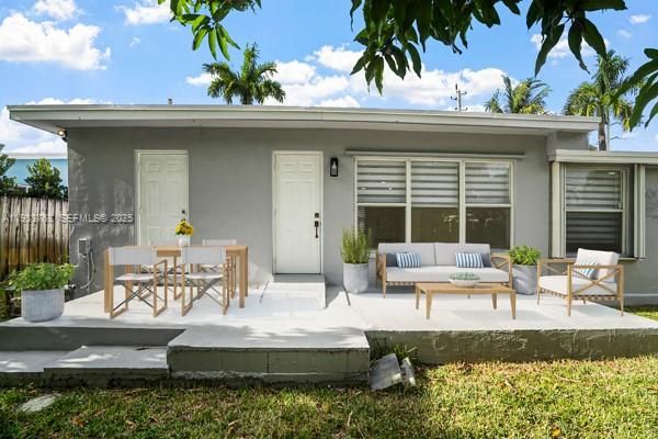 待售: $549,900 (4 贝兹, 3 浴室, 1840 平方英尺)