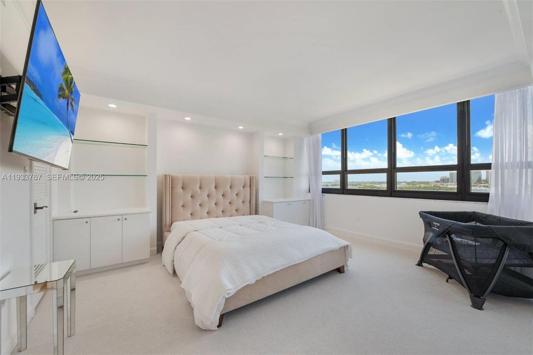 В аренду: $7,750 (2 спален, 2 ванн, 1642 Квадратных фут)