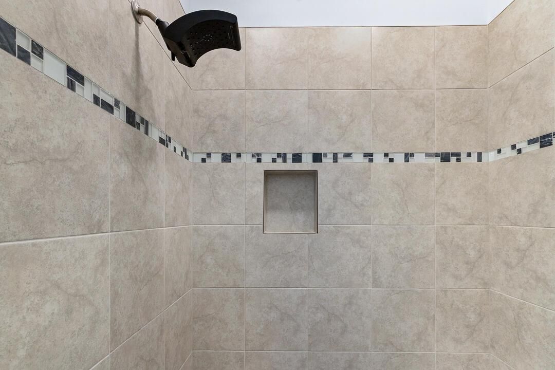 2590 Bella Vista Circle-30