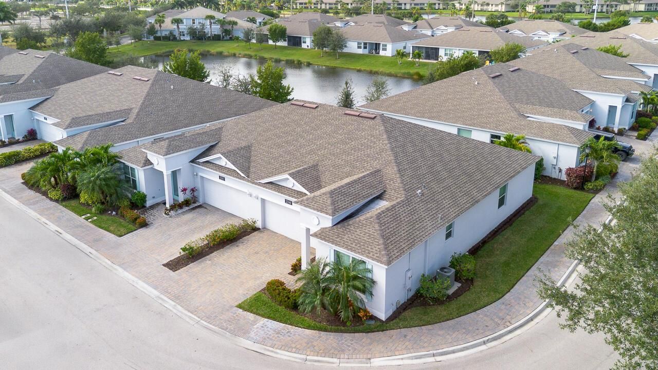 2590 Bella Vista Circle-1