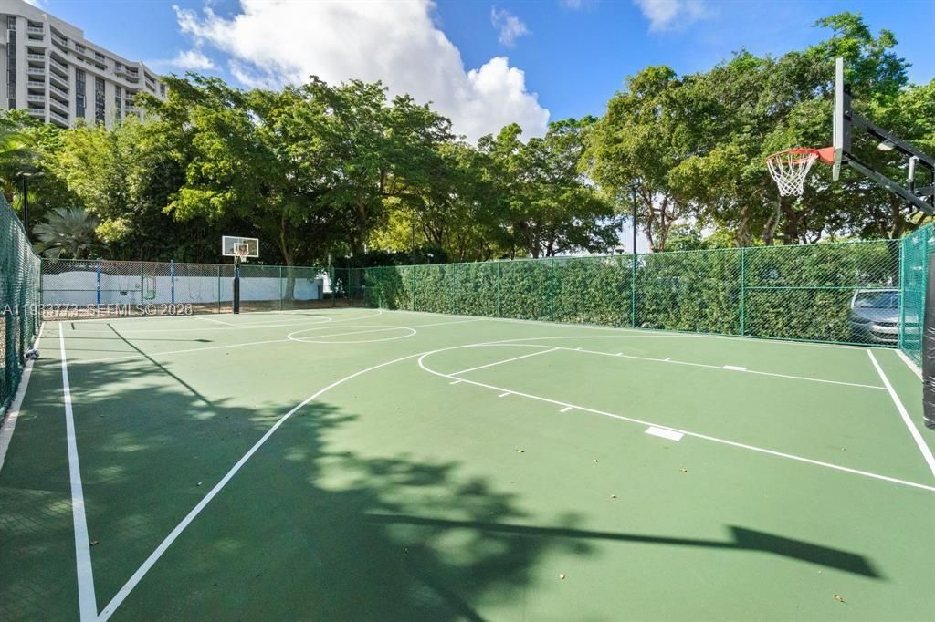 待售: $385,000 (2 贝兹, 2 浴室, 1520 平方英尺)