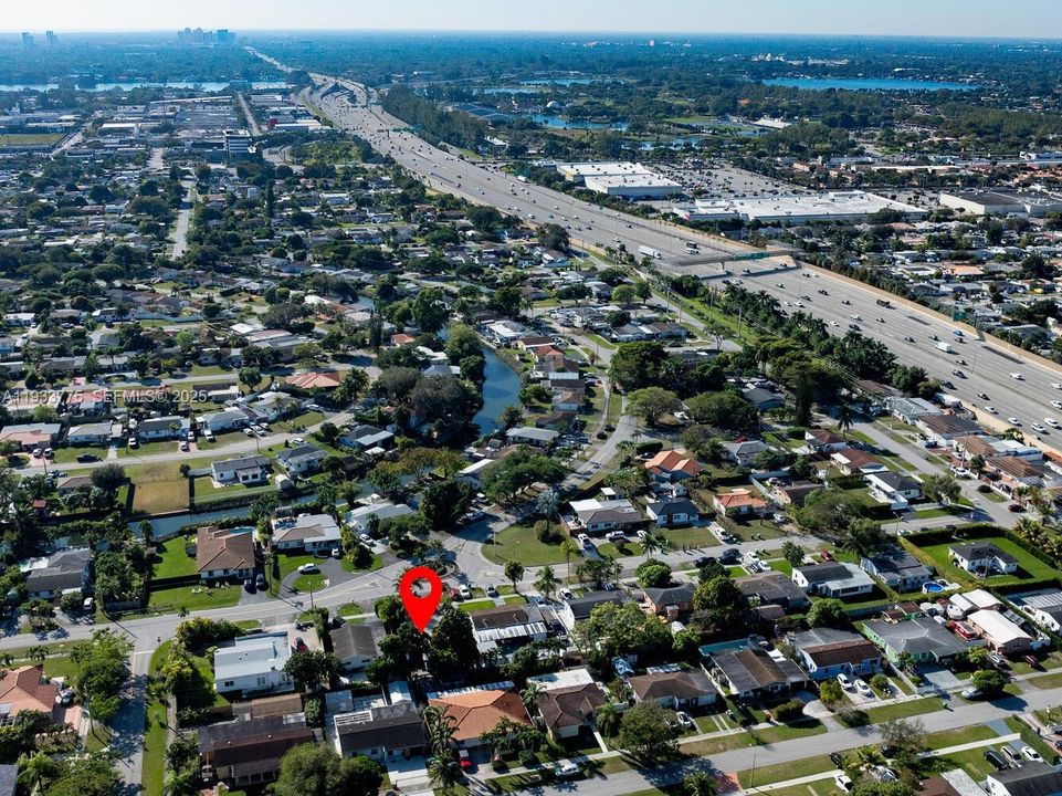 En Venta: $500,000 (3 camas, 2 baños, 1480 Pies cuadrados)