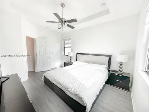 На продажу: $435,000 (3 спален, 2 ванн, 1694 Квадратных фут)