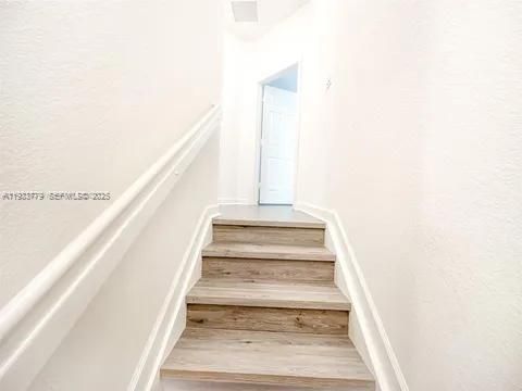 На продажу: $435,000 (3 спален, 2 ванн, 1694 Квадратных фут)