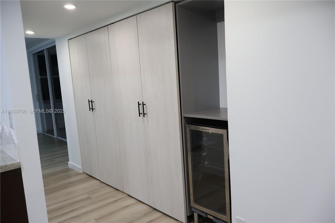 En Venta: $385,000 (3 camas, 2 baños, 1380 Pies cuadrados)