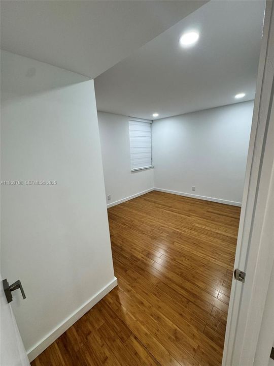 En Venta: $385,000 (3 camas, 2 baños, 1380 Pies cuadrados)