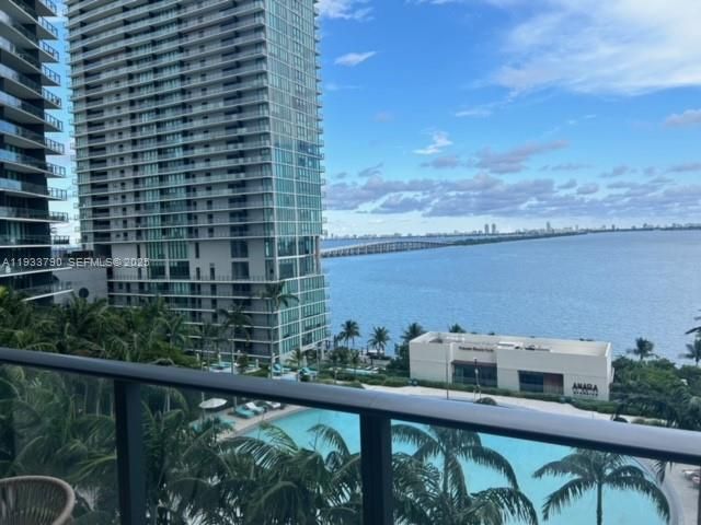 For Rent: $7,890 (2 beds, 3 baths, 1143 Square Feet)