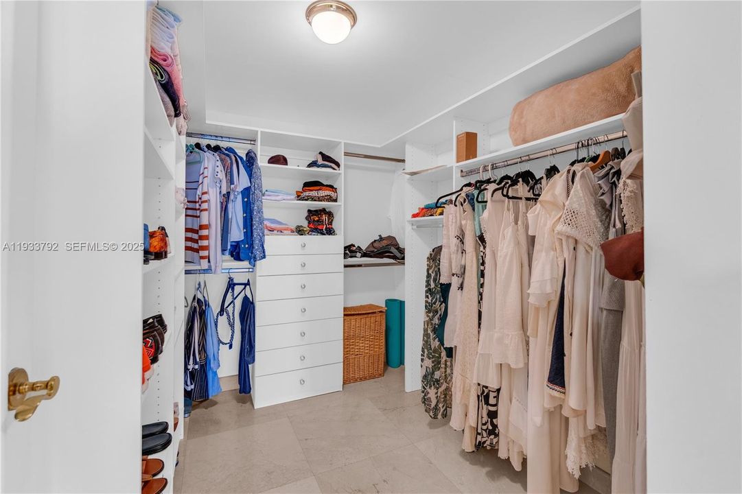 En Renta: $7,100 (2 camas, 2 baños, 1900 Pies cuadrados)