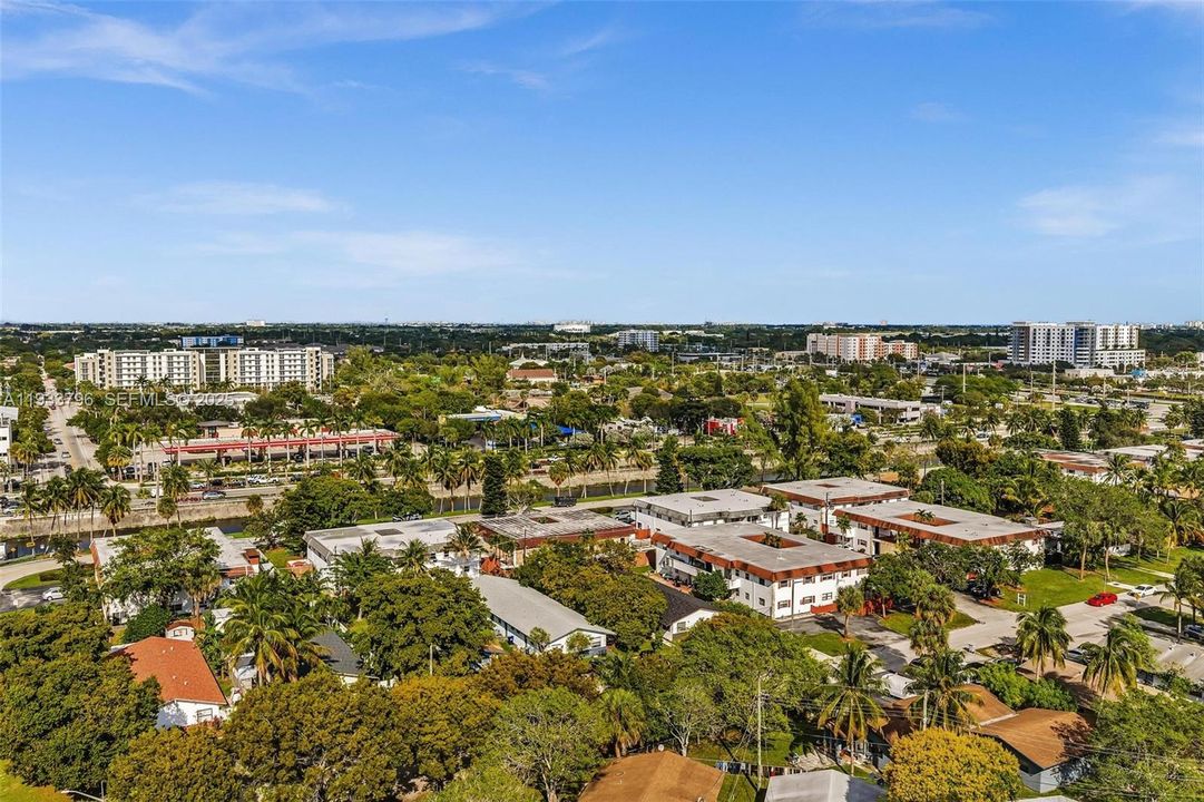 For Rent: $2,200 (2 beds, 1 baths, 1885 Square Feet)