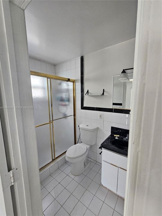 For Rent: $2,700 (3 beds, 2 baths, 2209 Square Feet)