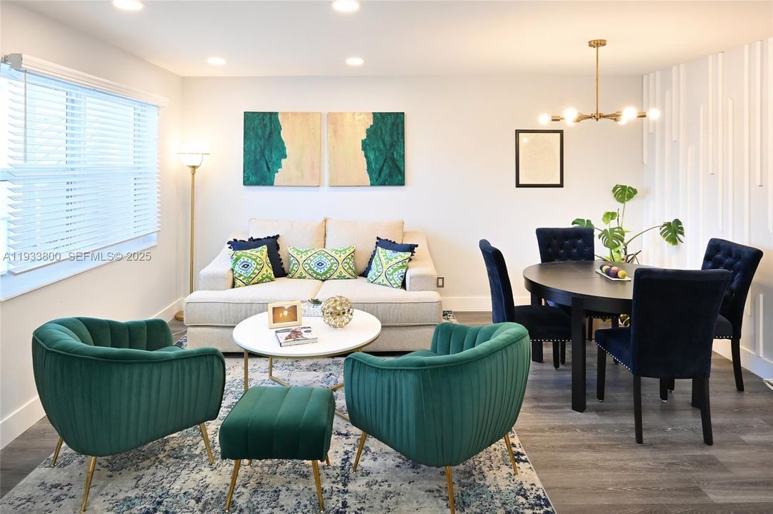 В аренду: $2,500 (2 спален, 2 ванн, 835 Квадратных фут)