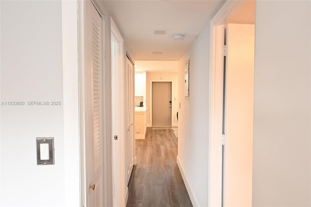 В аренду: $2,500 (2 спален, 2 ванн, 835 Квадратных фут)