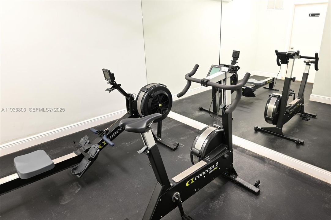 В аренду: $2,500 (2 спален, 2 ванн, 835 Квадратных фут)