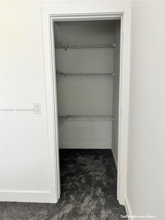 待售: $699,950 (3 贝兹, 2 浴室, 1996 平方英尺)