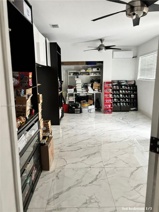 待售: $699,950 (3 贝兹, 2 浴室, 1996 平方英尺)