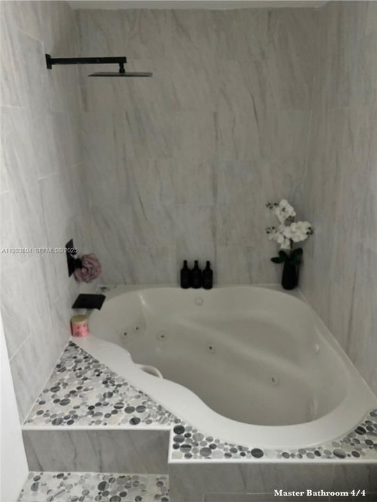 待售: $699,950 (3 贝兹, 2 浴室, 1996 平方英尺)