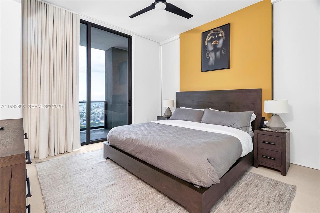 For Sale: $1,710,000 (3 beds, 2 baths, 1230 Square Feet)