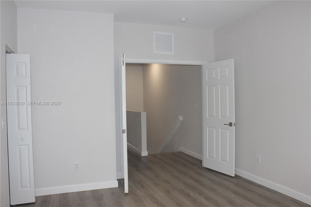 出租: $2,800 (3 贝兹, 2 浴室, 1470 平方英尺)