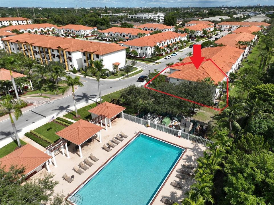 出租: $2,800 (3 贝兹, 2 浴室, 1470 平方英尺)