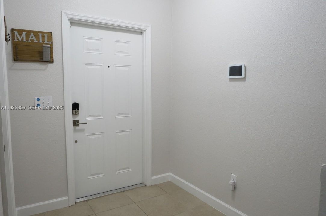 出租: $2,800 (3 贝兹, 2 浴室, 1470 平方英尺)