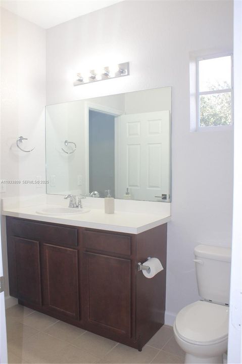 出租: $2,800 (3 贝兹, 2 浴室, 1470 平方英尺)