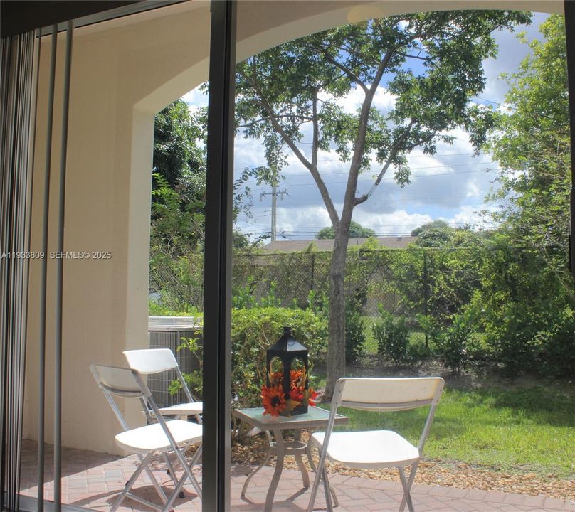 出租: $2,800 (3 贝兹, 2 浴室, 1470 平方英尺)