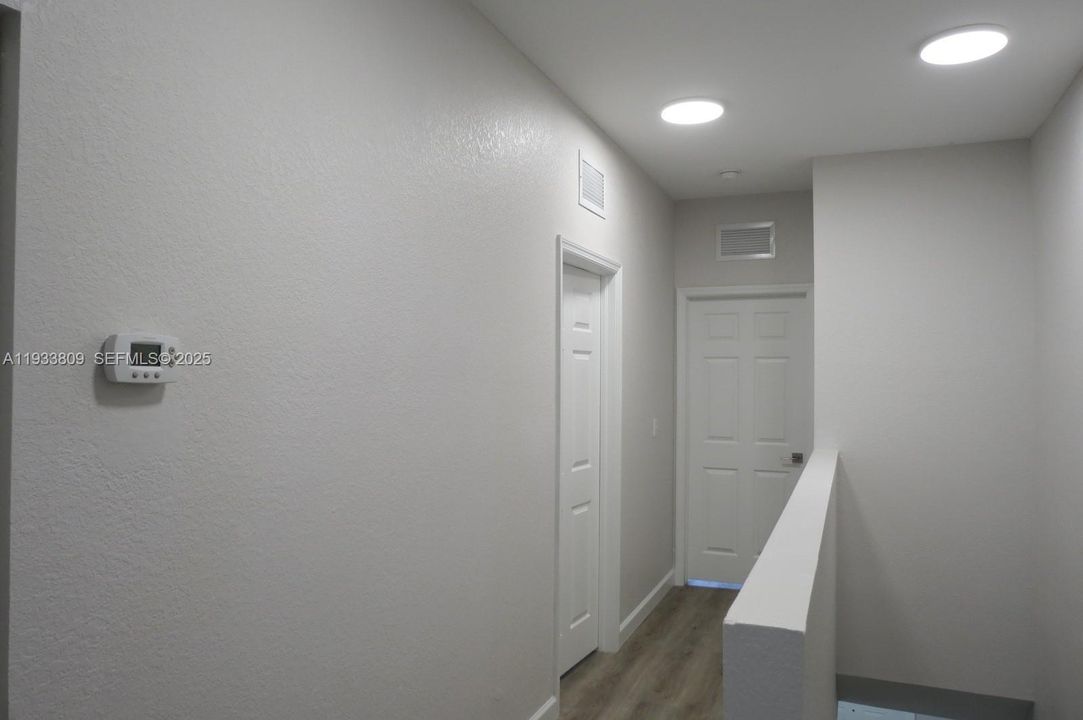 出租: $2,800 (3 贝兹, 2 浴室, 1470 平方英尺)