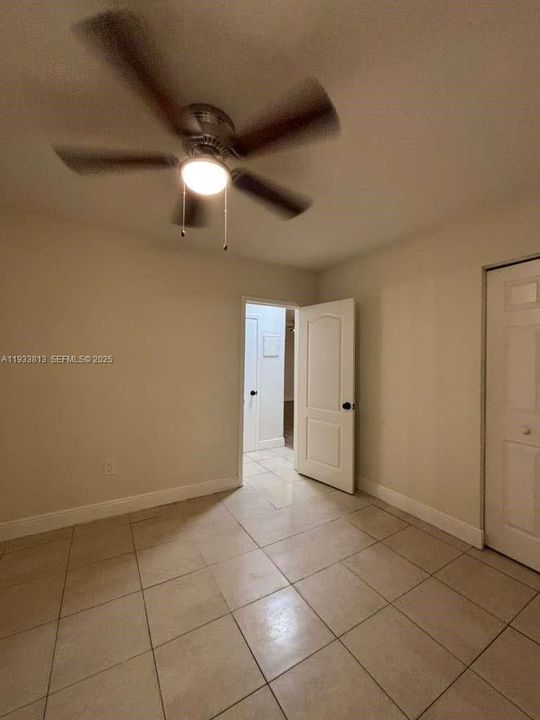 For Rent: $3,200 (3 beds, 2 baths, 1500 Square Feet)