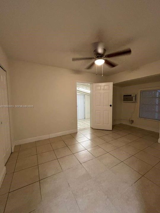 For Rent: $3,200 (3 beds, 2 baths, 1500 Square Feet)