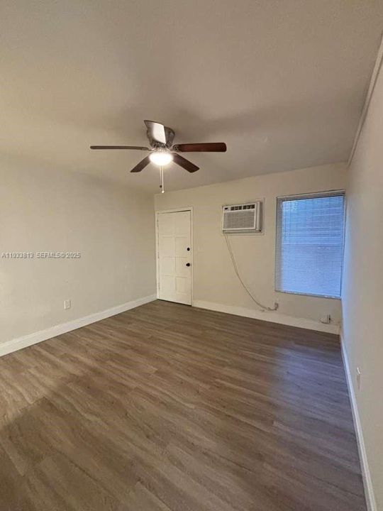 For Rent: $3,200 (3 beds, 2 baths, 1500 Square Feet)