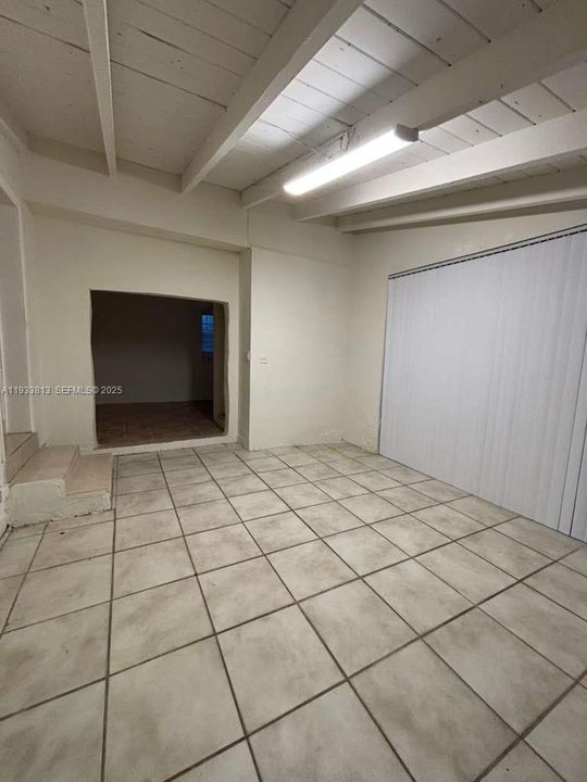 For Rent: $3,200 (3 beds, 2 baths, 1500 Square Feet)