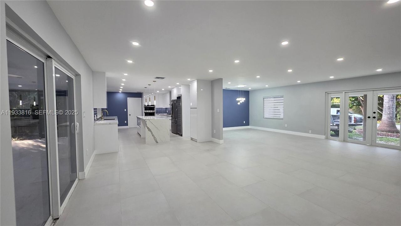 For Rent: $8,500 (4 beds, 3 baths, 2202 Square Feet)