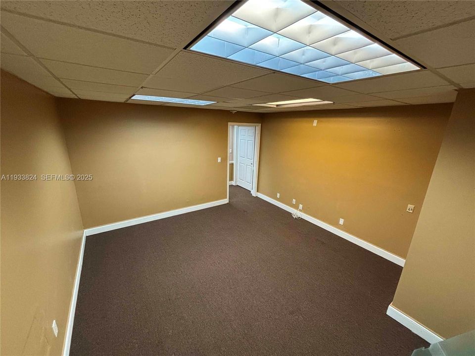 En Renta: $1,200 (0 camas, 0 baños, 0 Pies cuadrados)