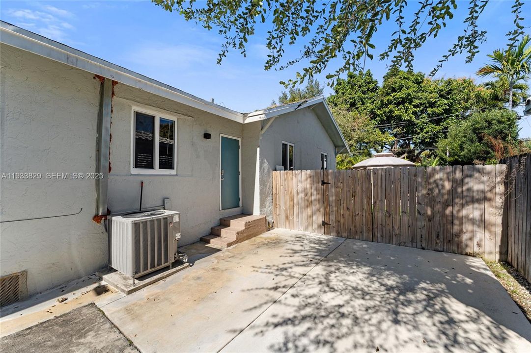 Active With Contract: $1,490,000 (0 beds, 0 baths, 2224 Square Feet)