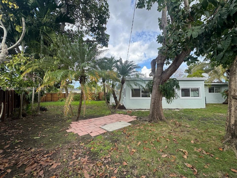 En Renta: $4,000 (3 camas, 2 baños, 1668 Pies cuadrados)