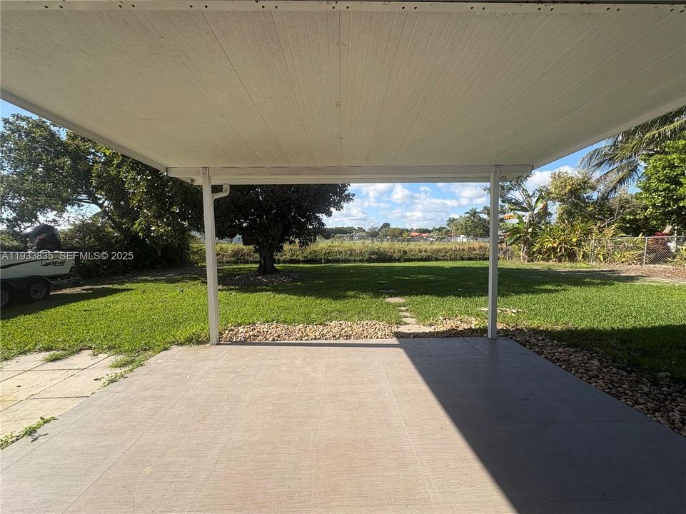 : $599,999 (3 camas, 2 baños, 1332 Pies cuadrados)