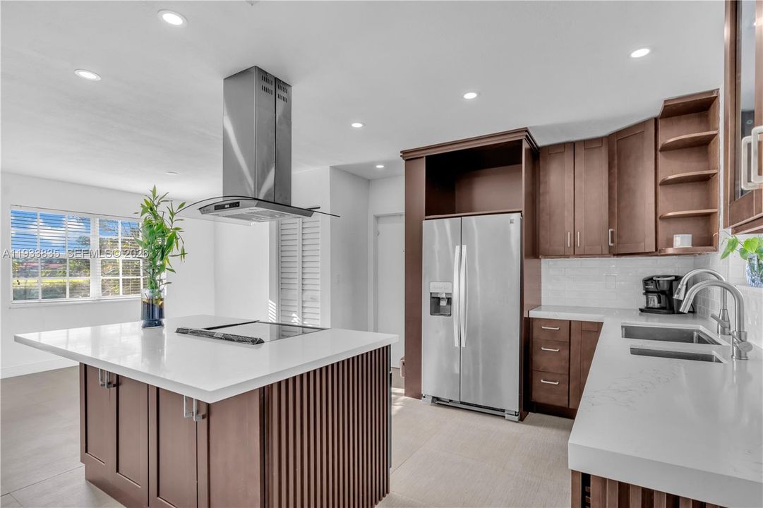 For Sale: $599,999 (3 beds, 2 baths, 1332 Square Feet)