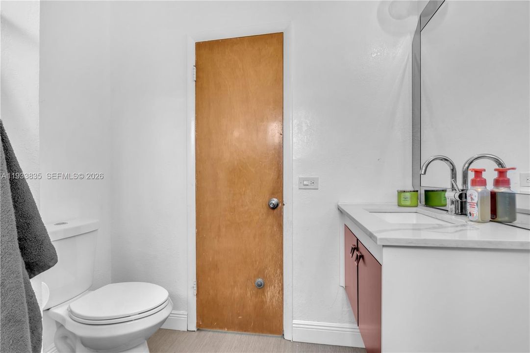 For Sale: $599,999 (3 beds, 2 baths, 1332 Square Feet)