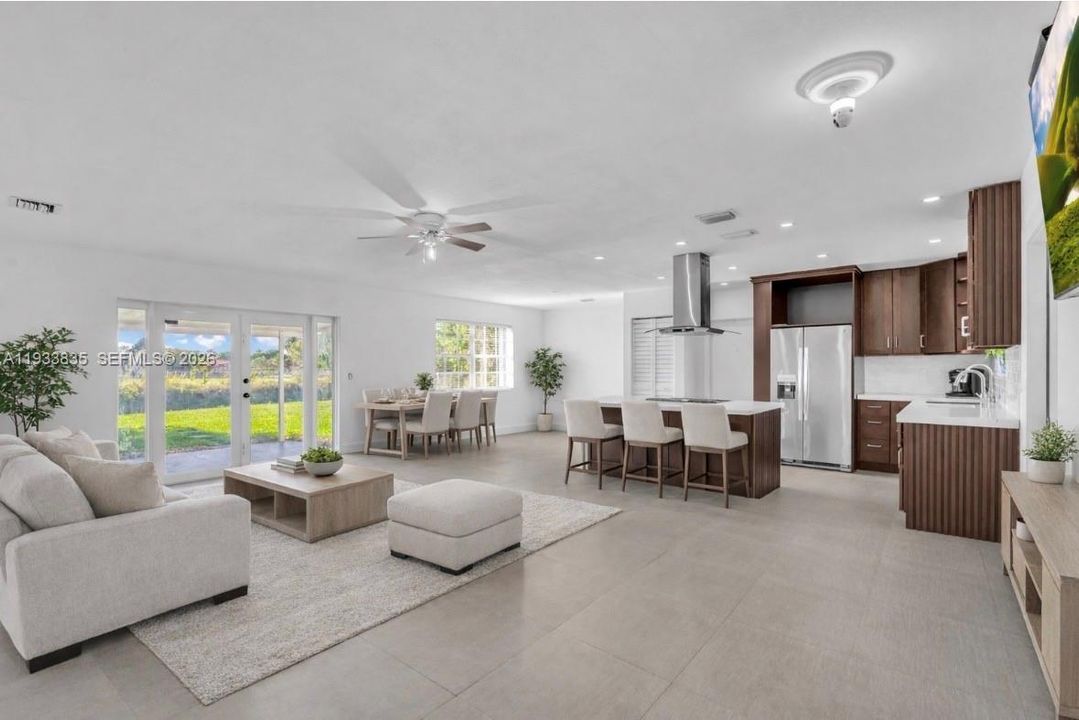 For Sale: $599,999 (3 beds, 2 baths, 1332 Square Feet)