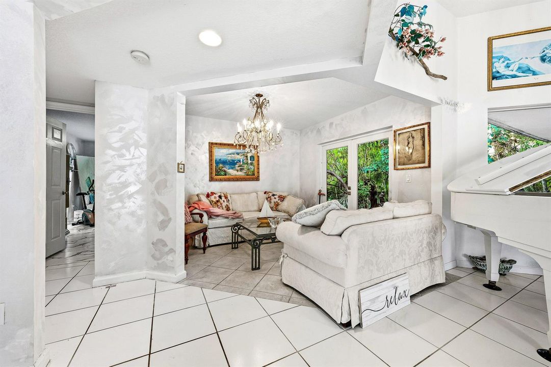 003-800LagoonLane-HypoluxoIsland-FL-3346