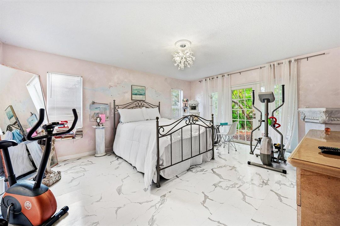 020-800LagoonLane-HypoluxoIsland-FL-3346