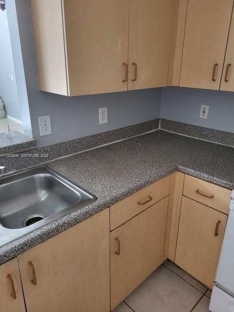 For Sale: $615,000 (3 beds, 2 baths, 1672 Square Feet)