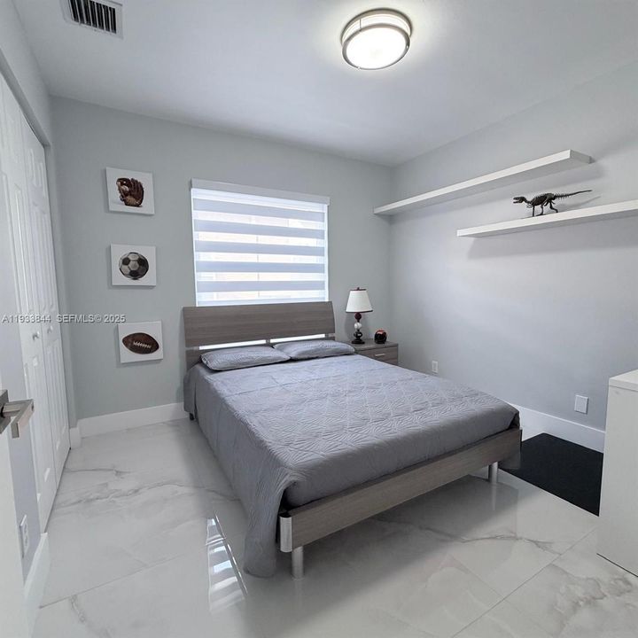 На продажу: $599,995 (4 спален, 2 ванн, 1477 Квадратных фут)