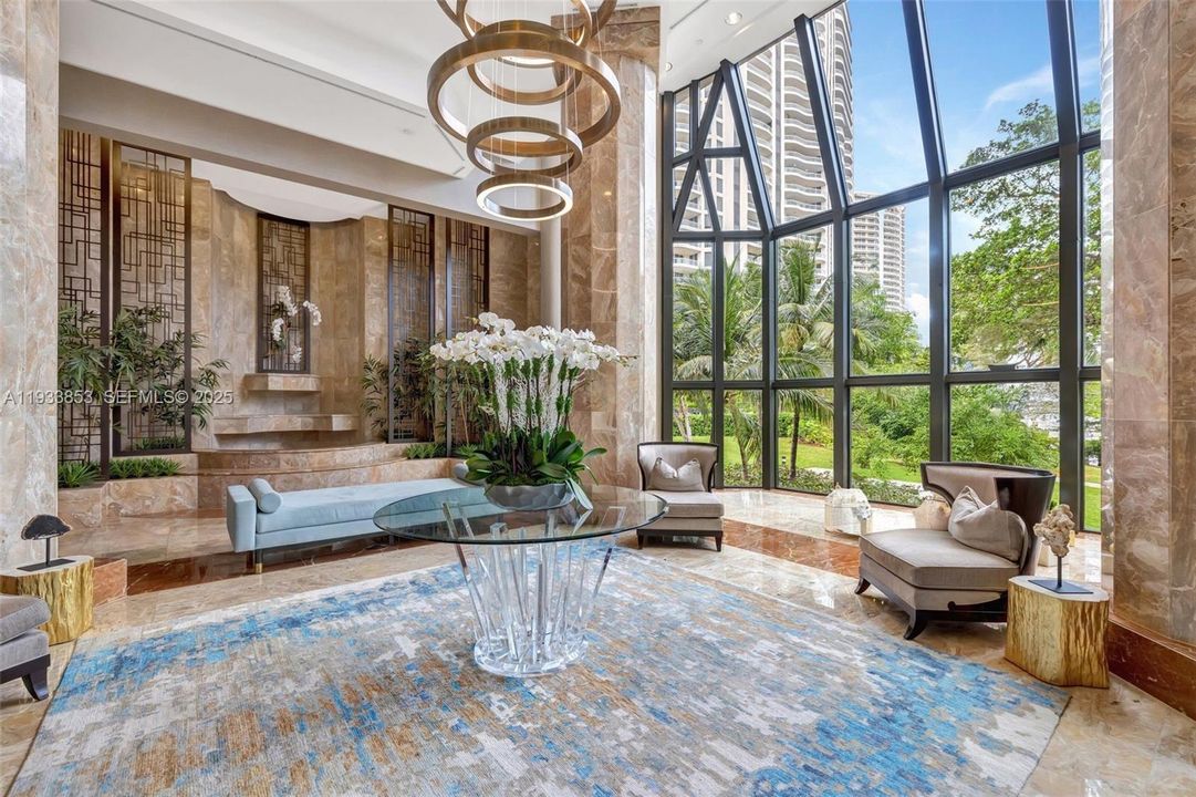 En Venta: $895,000 (2 camas, 2 baños, 2120 Pies cuadrados)